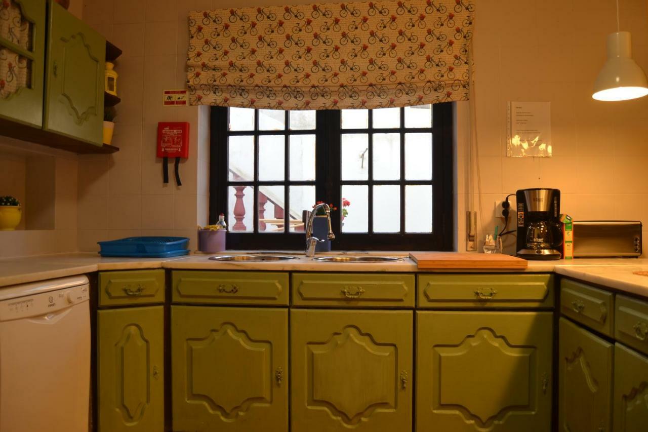 Offshore Rustic House Homestay Peniche